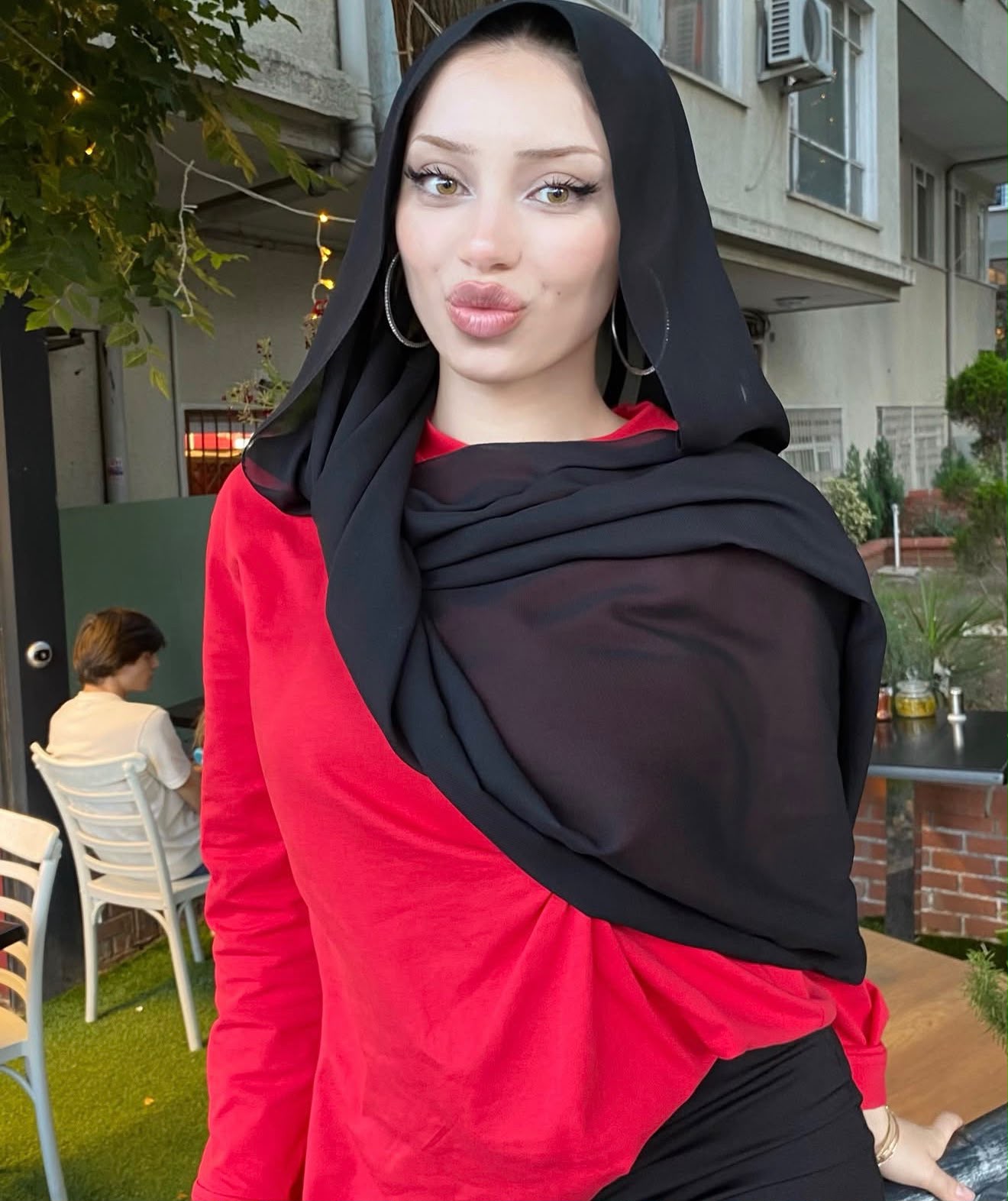 Aydınlı Kondomsuz Escort Bayan Zümra